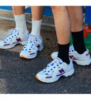 ��ǰ�̹���